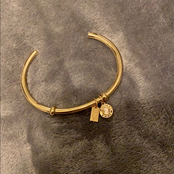 Coach Cuff Set - Picture 2 of 5